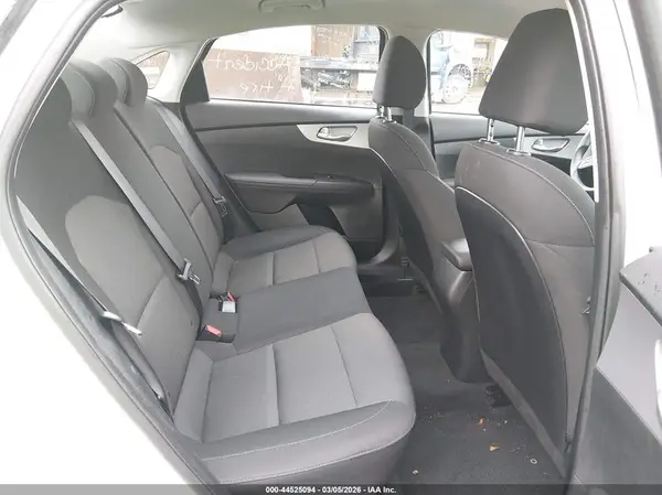 3KPF24AD1RE766546 2024 KIA FORTE - Image 8