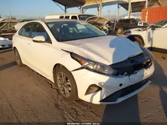 3KPF24AD1RE767308 2024 KIA FORTE