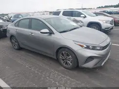 3KPF24AD1RE768572 2024 KIA FORTE