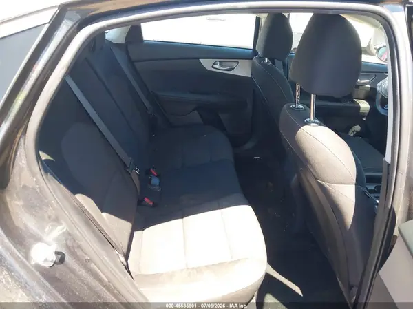 3KPF24AD1RE768619 2024 KIA FORTE - Image 8