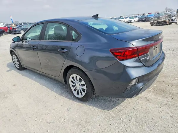 3KPF24AD1RE769690 2024 KIA FORTE - Image 2