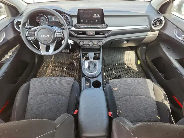 3KPF24AD1RE769690 2024 KIA FORTE - Image 8