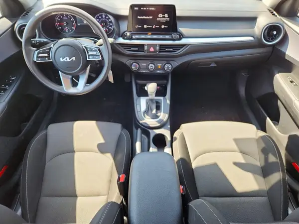 3KPF24AD1RE774680 2024 KIA FORTE - Image 8
