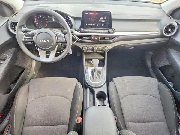 3KPF24AD1RE778499 2024 KIA FORTE - Image 8