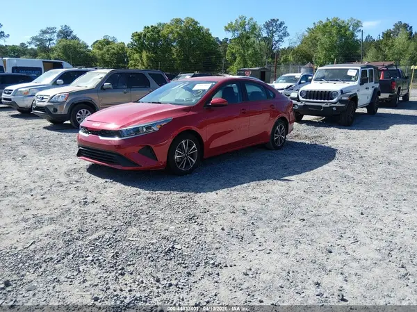 3KPF24AD1RE779653 2024 KIA FORTE - Image 2