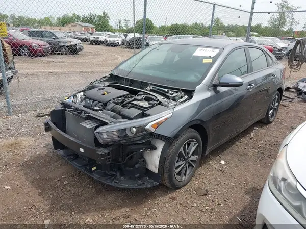 3KPF24AD1RE783556 2024 KIA FORTE - Image 2