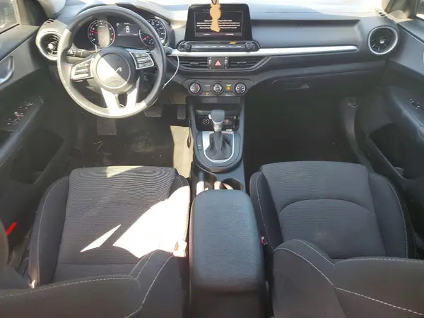 3KPF24AD1RE784464 2024 KIA FORTE - Image 8