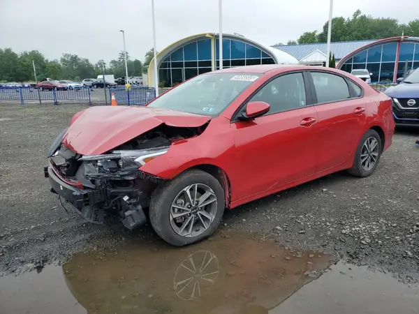 3KPF24AD1RE789065 2024 KIA FORTE - Image 1