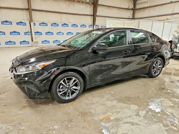 3KPF24AD1RE789664 2024 KIA FORTE - Image 1