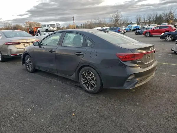 3KPF24AD1RE790958 2024 KIA FORTE - Image 2