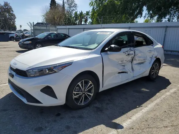3KPF24AD1RE791768 2024 KIA FORTE - Image 1