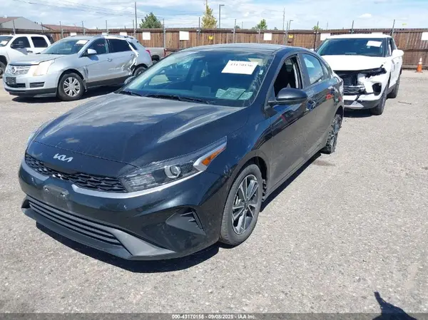 3KPF24AD1RE792127 2024 KIA FORTE - Image 2