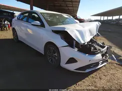 3KPF24AD1RE792726 2024 KIA FORTE