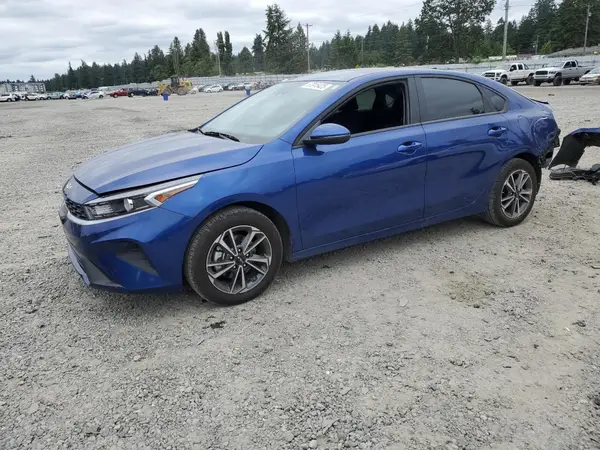 3KPF24AD1RE794914 2024 KIA FORTE - Image 1