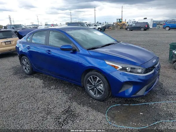 3KPF24AD1RE797103 2024 KIA FORTE - Image 1