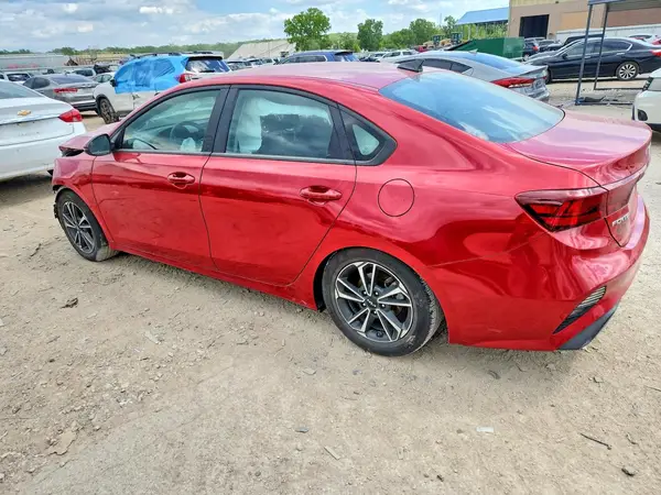 3KPF24AD1RE804812 2024 KIA FORTE - Image 2