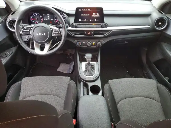 3KPF24AD1RE807094 2024 KIA FORTE - Image 8