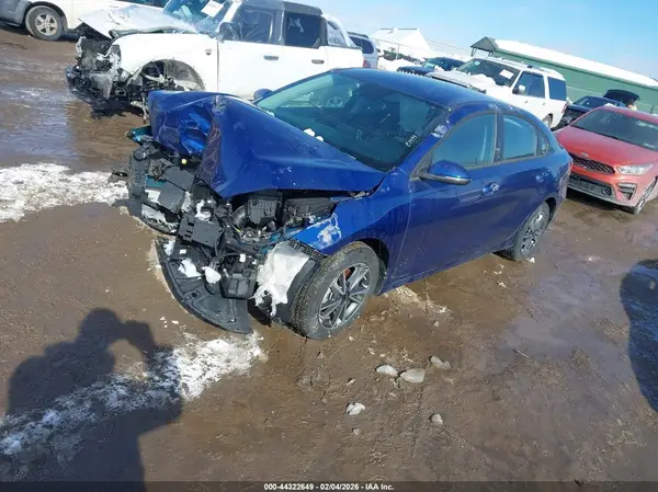 3KPF24AD1RE808729 2024 KIA FORTE - Image 2
