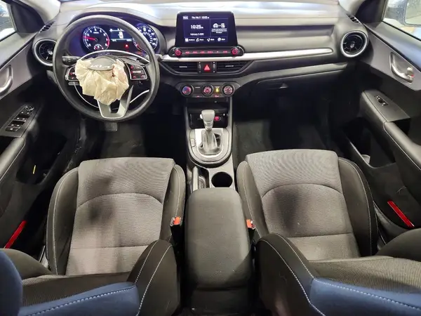 3KPF24AD1RE809735 2024 KIA FORTE - Image 8