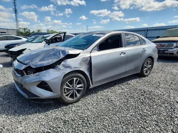 3KPF24AD1RE811680 2024 KIA FORTE - Image 1