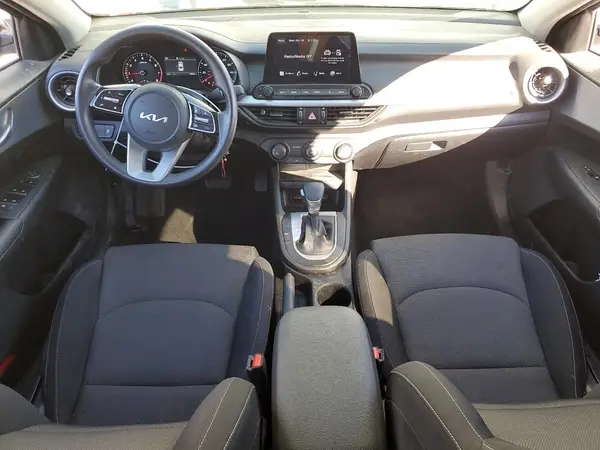 3KPF24AD1RE816507 2024 KIA FORTE - Image 8