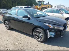 3KPF24AD1RE817933 2024 KIA FORTE