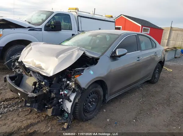 3KPF24AD1RE819326 2024 KIA FORTE - Image 2