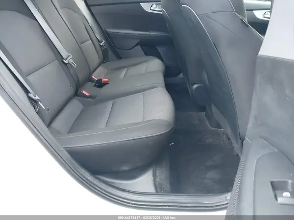 3KPF24AD1RE822890 2024 KIA FORTE - Image 8