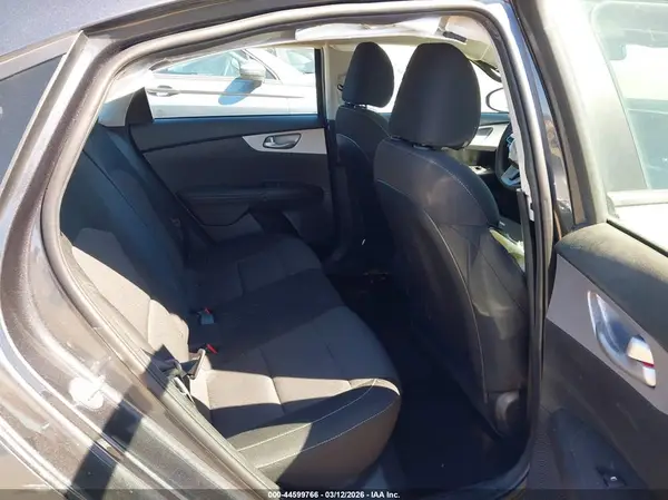 3KPF24AD1RE824722 2024 KIA FORTE - Image 8