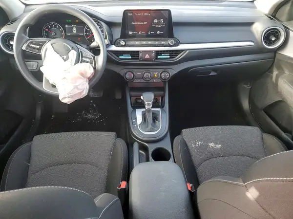 3KPF24AD1RE825420 2024 KIA FORTE - Image 8