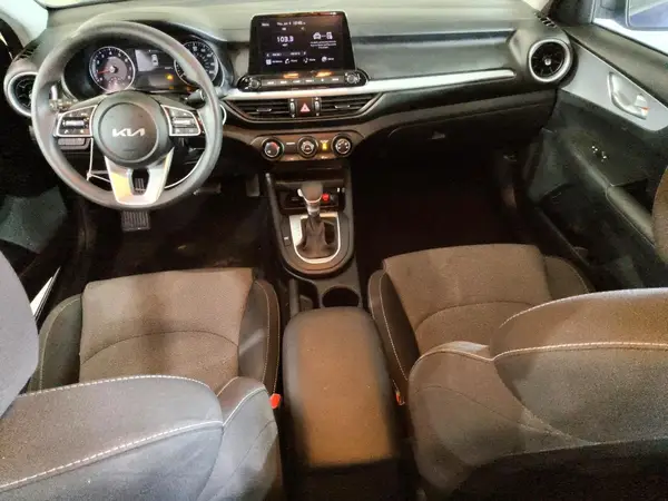 3KPF24AD1RE825451 2024 KIA FORTE - Image 8