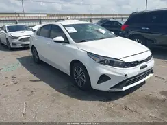 3KPF24AD1RE825756 2024 KIA FORTE