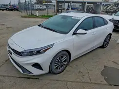 3KPF24AD1RE825921 2024 KIA FORTE