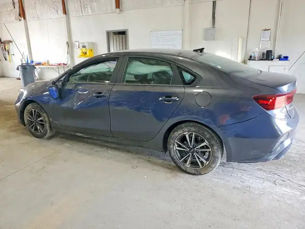 3KPF24AD1RE829757 2024 KIA FORTE - Image 2