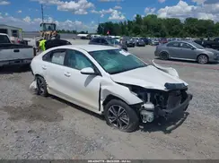 3KPF24AD1RE833405 2024 KIA FORTE
