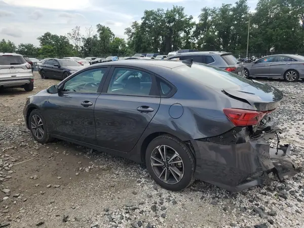 3KPF24AD1RE835834 2024 KIA FORTE - Image 2