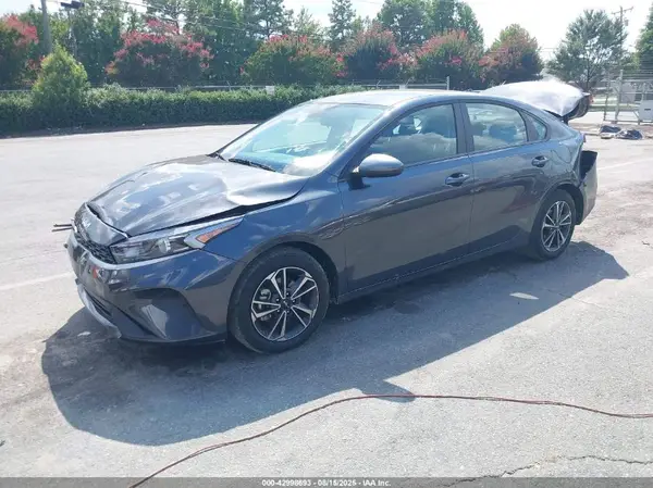 3KPF24AD1RE836272 2024 KIA FORTE - Image 2
