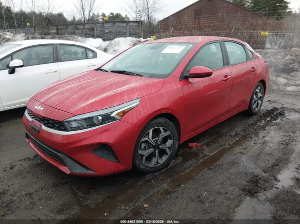3KPF24AD1RE836756 2024 KIA FORTE - Image 2
