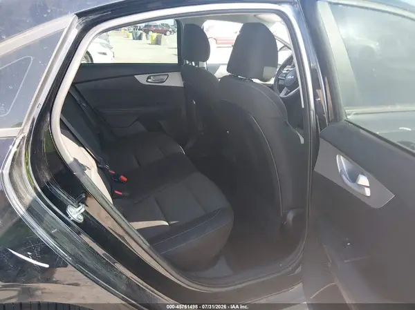 3KPF24AD1RE837793 2024 KIA FORTE - Image 8