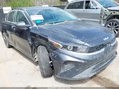 3KPF24AD1RE838135 2024 KIA FORTE
