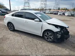 3KPF24AD2KE005028 2019 KIA FORTE