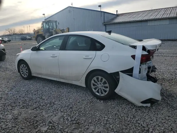 3KPF24AD2KE005272 2019 KIA FORTE - Image 2