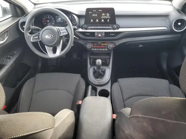 3KPF24AD2KE005272 2019 KIA FORTE - Image 8