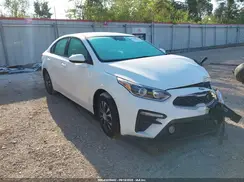3KPF24AD2KE008334 2019 KIA FORTE