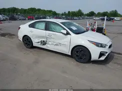 3KPF24AD2KE009709 2019 KIA FORTE