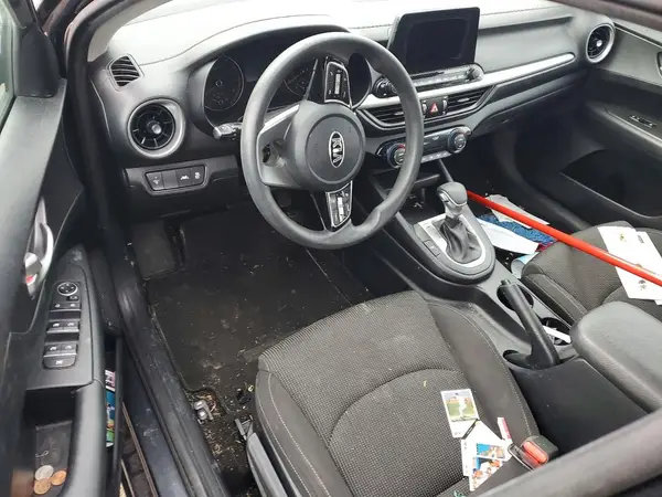 3KPF24AD2KE011122 2019 KIA FORTE - Image 8