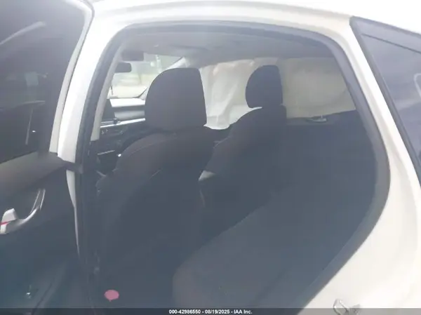 3KPF24AD2KE011895 2019 KIA FORTE - Image 8