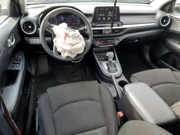 3KPF24AD2KE025201 2019 KIA FORTE - Image 8