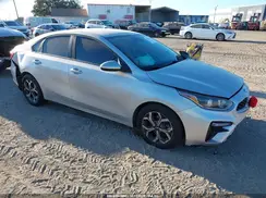 3KPF24AD2KE026753 2019 KIA FORTE
