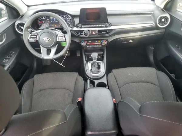 3KPF24AD2KE029913 2019 KIA FORTE - Image 8